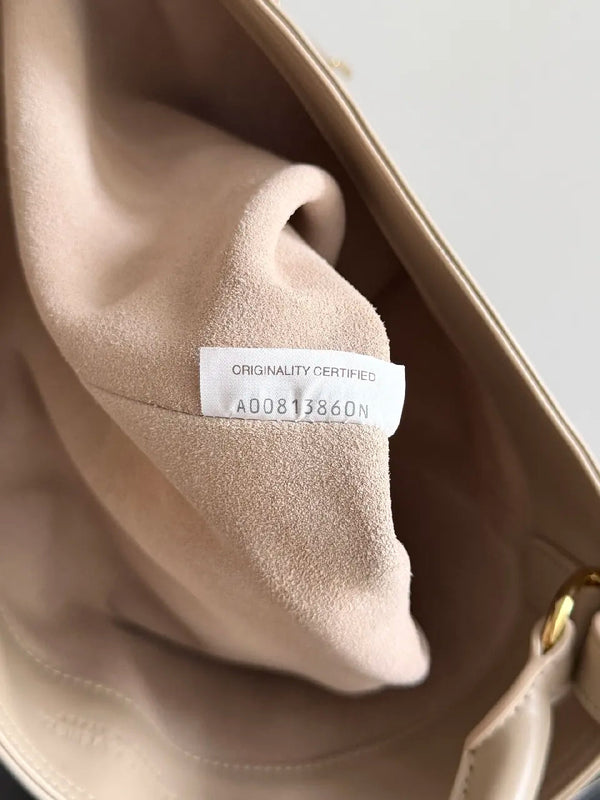 BV 25S Medium Liberta 30cm Beige Calfskin GHW