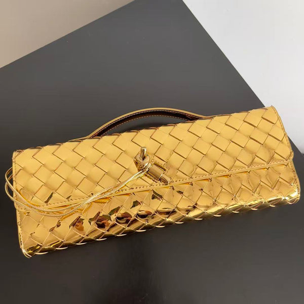 Pochette longue BV Andiamo avec anse 31cm en cuir de veau métallisé doré