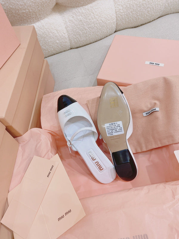 Miu 2026 Horizontal Strap Mule Patent Leather 155504