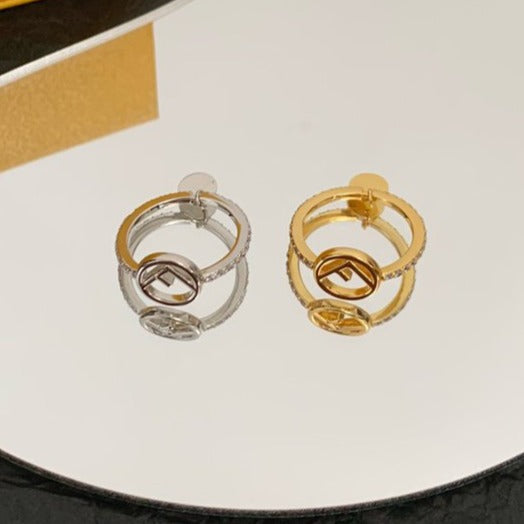 ANELLO CON LOGO F IN ORO E DIAMANTI