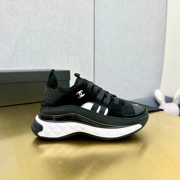 cc sneaker nera bianca in pelle di vitello trapuntata