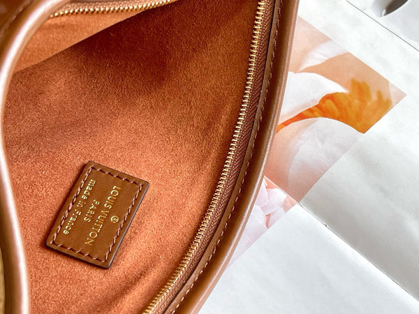 LV saint jacques 22cm tote bag basket raffia brown leather