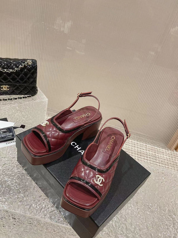 sandalo slingback con plateau cc in pelle di vitello bordeaux