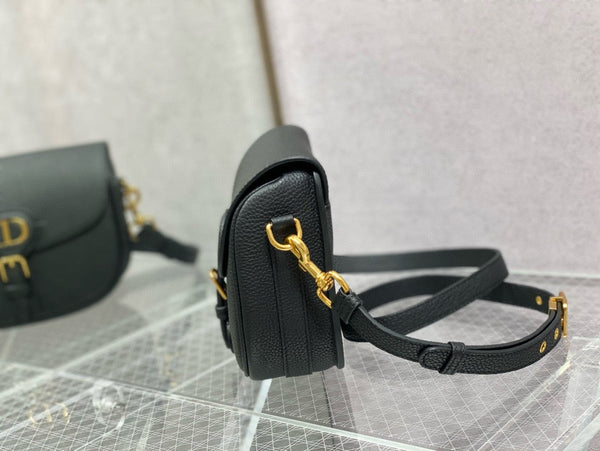 Borsa Bobby Media CD in pelle di vitello nera Ghw