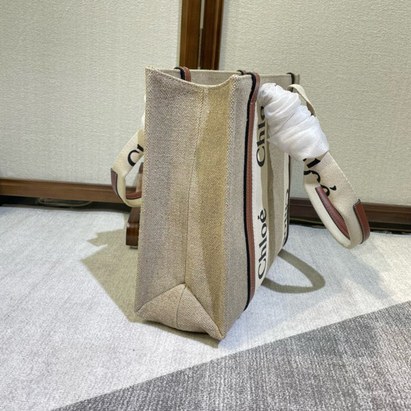 Chloe Woody tote bag 37cm in linen brown white