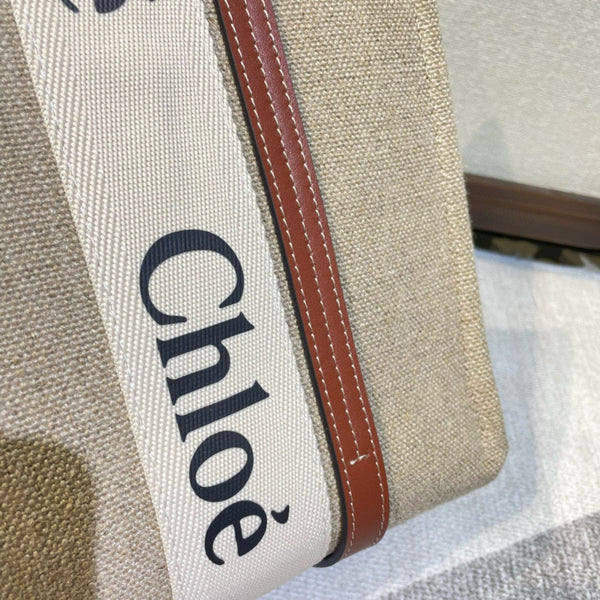 Chloe Woody tote bag 37cm in linen brown white