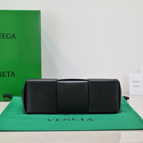 Borsa tote Arco usata BV in pelle di vacchetta nera