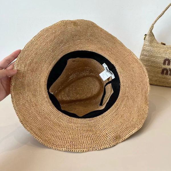 MM RAFFIA HAT IN TAN FEATURING RED ACCENT
