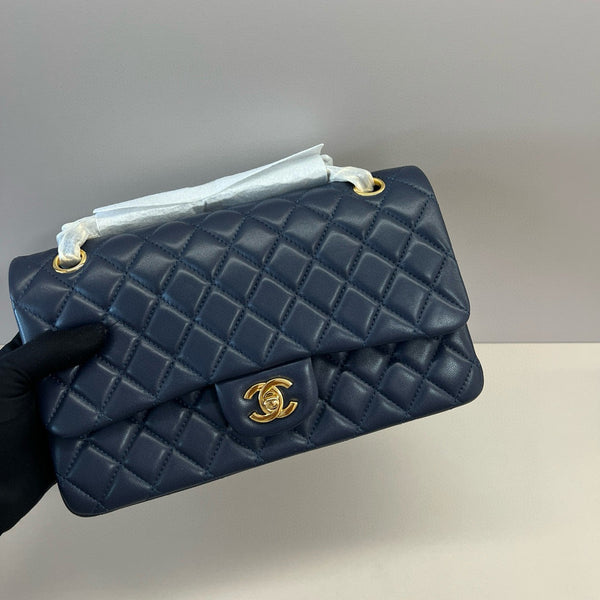 CC Classic 25cm Navy Blue Lambskin Gold Hardware