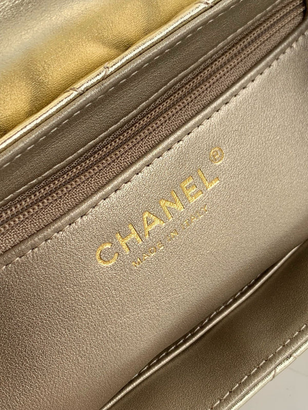 Borsa shopper Kelly CC 25A nano 19 cm in pelle di agnello color oro metallizzato, finiture dorate