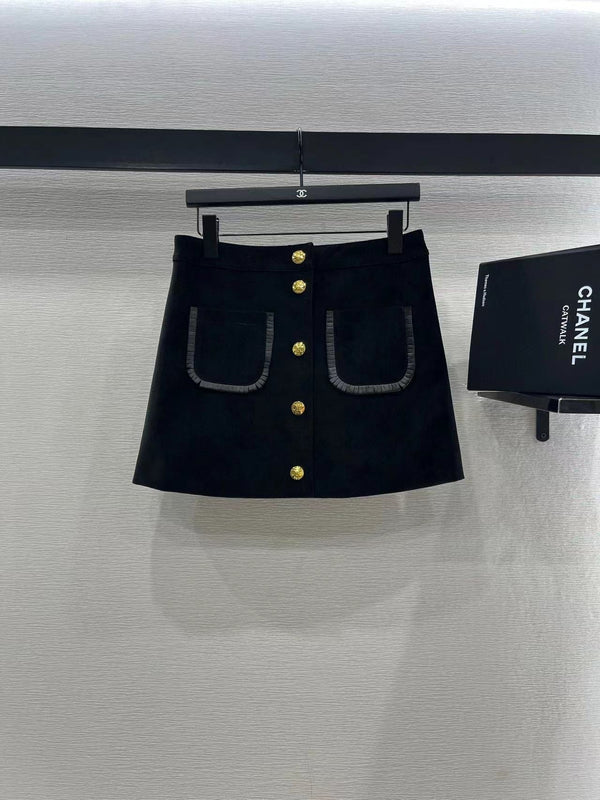 Giacca e gonna dritta ACeline in pelle scamosciata nera