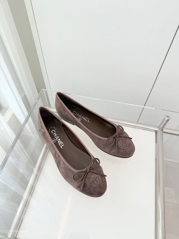 CC 25 Ballet Flat Chocolate Brown Suede