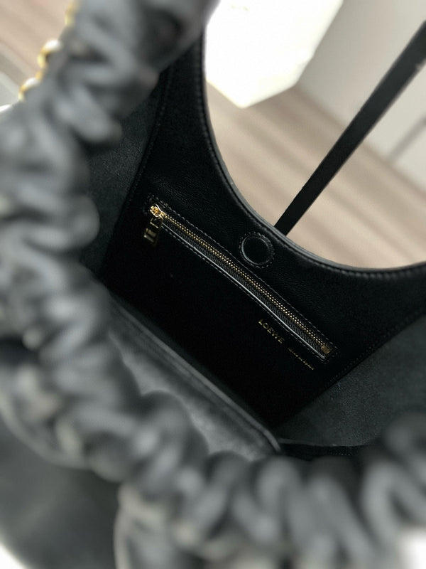 Loew Squeeze Hobo Bag 24cm Black Lambskin Ghw