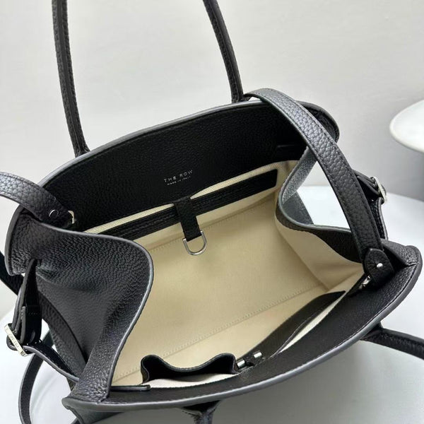 The Row Margaux 32cm Pelle di vitello martellata nera