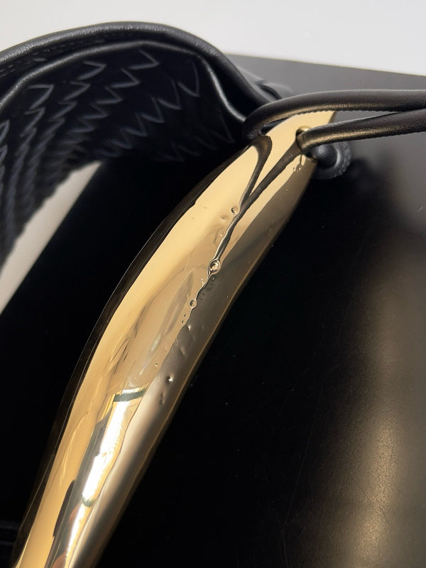 SARDINE 39 WITH CHAIN IN BLACK LAMBSKIN