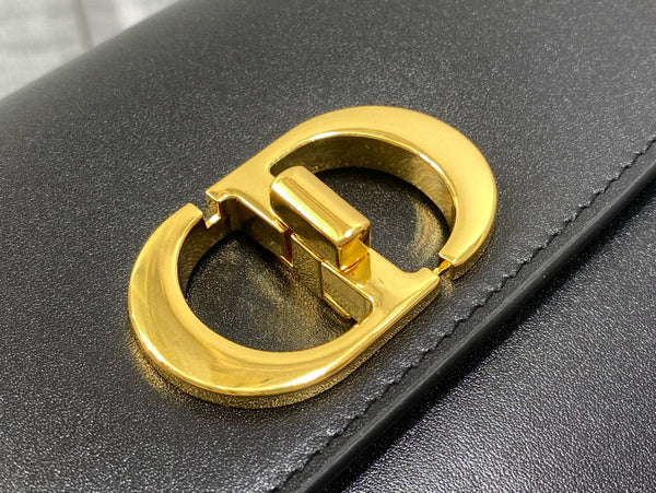 MONTAIGNE AVENUE 23 BAG IN BLACK CALFSKIN