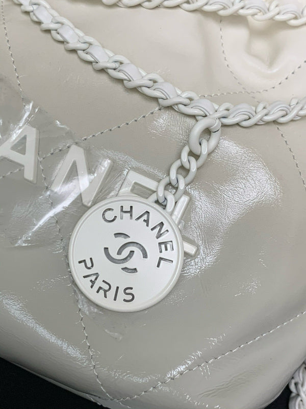 CC 22 ANTIBA HOBO BAG WHITE 23CM LAMBSKIN