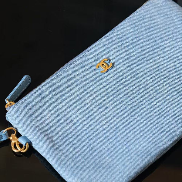 CC 25C Hobo Bags 40cm Light Blue Denim