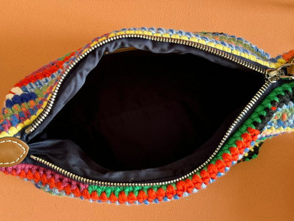 CROCHET TOTE BAG 25 IN MULTICOLORED WOVEN RAFFIA