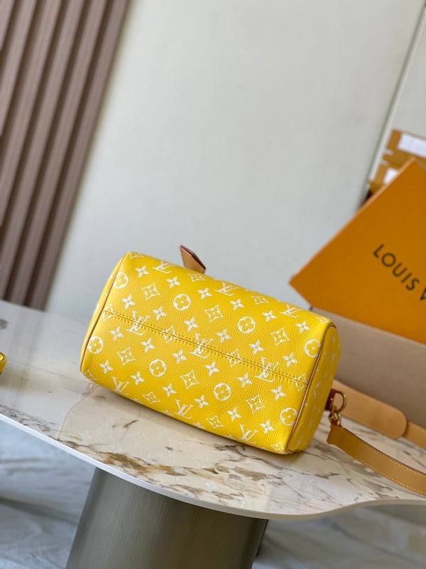 speedy p9 bandouliere 25cm yellow calfskin