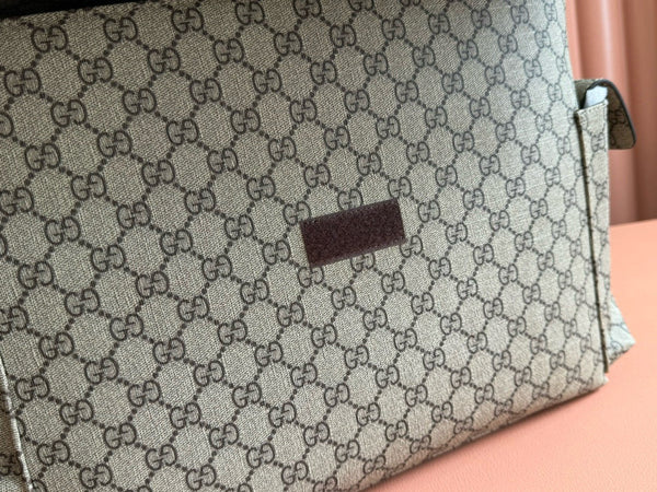 Borsa fasciatoio grande GC in tela monogramma beige ebano