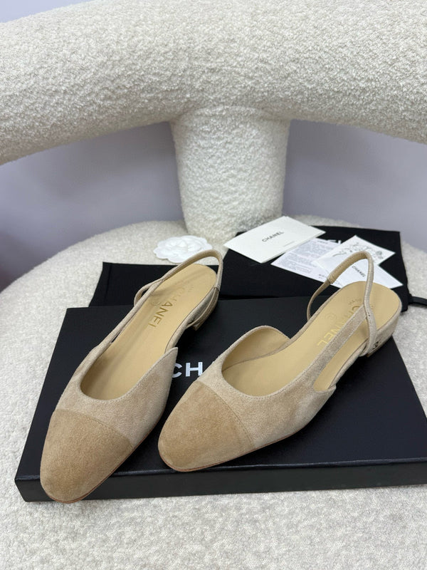 CC 25A Slingback Flat Dark Beige Suede