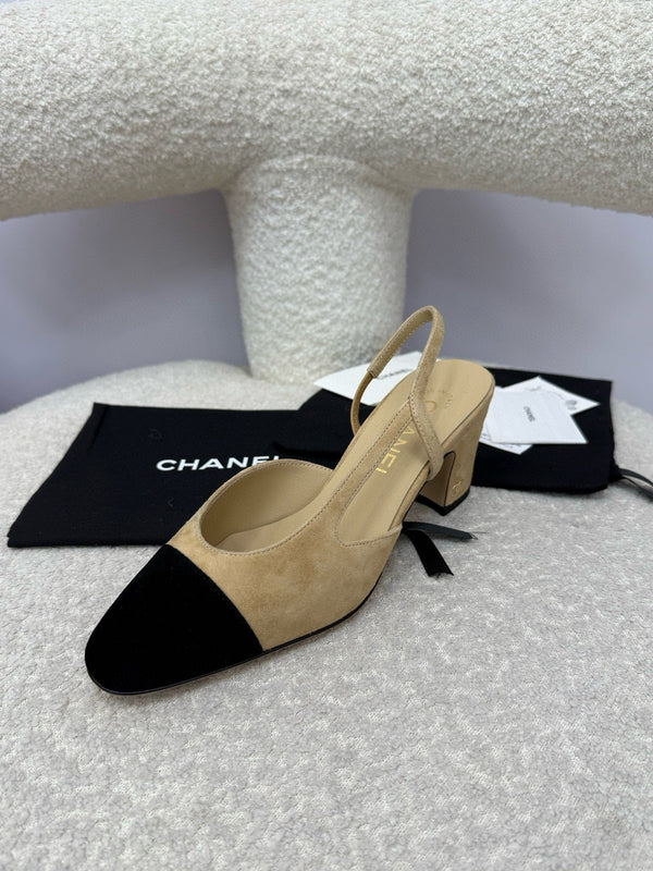 CC 25A Slingback in pelle scamosciata beige
