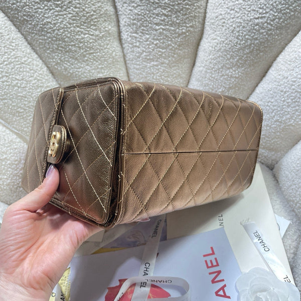 CC 25C Hobo Bags 30cm Bronze Metalic Grained Calfskin