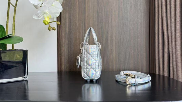 CD MINI LADY 12 SILVER PATENT LAMBSKIN