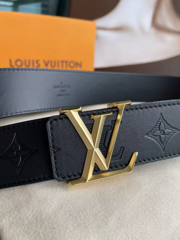 LV M0032 Belt 40mm Black Calfskin