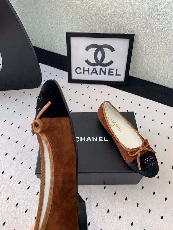 CC 25 Ballet Flat Black and Brown Suede