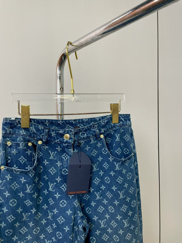 Pantaloni in denim blu con monogramma LV