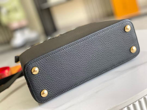 LV Capucines Handbag 27cm Black Gold Cowhide