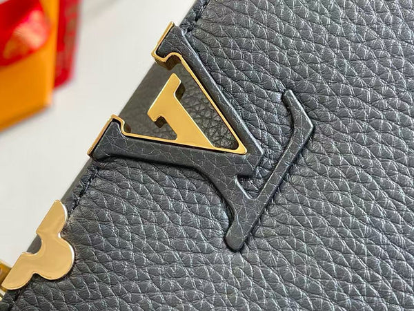 LV Capucines Handbag 27cm Black Gold Cowhide