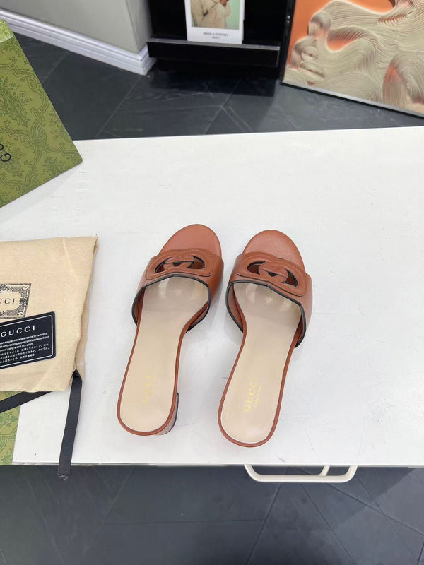 MID-HEEL 5 CM MULE IN BROWN CALFSKIN