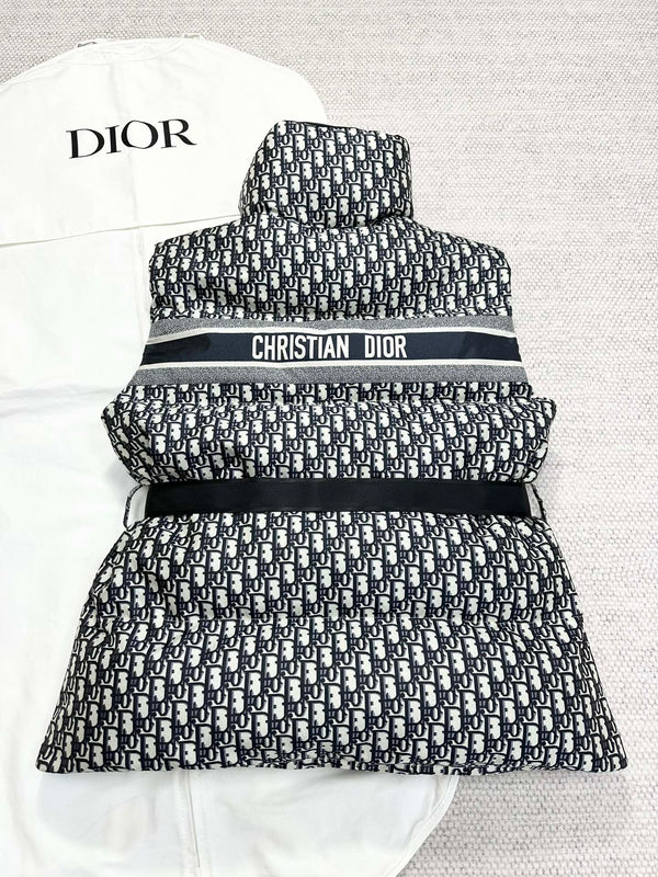 CD Alps Belted Puffer Vest Black White Polyester