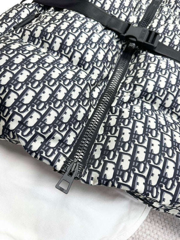 CD Alps Belted Puffer Vest Black White Polyester