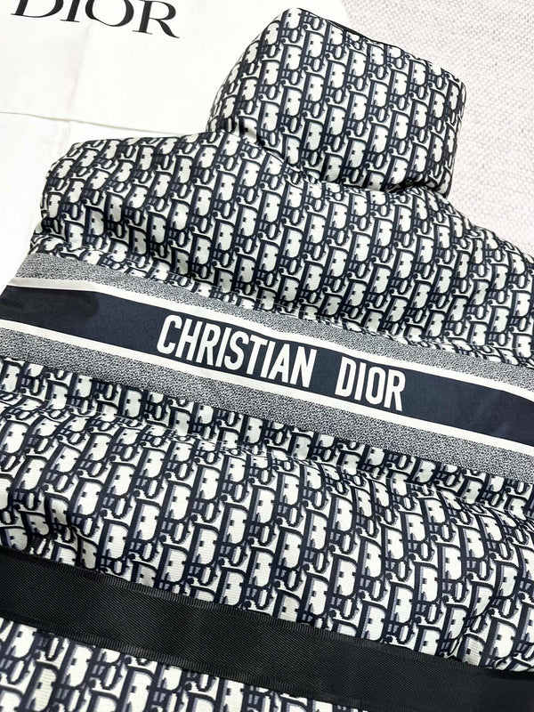 CD Alps Belted Puffer Vest Black White Polyester