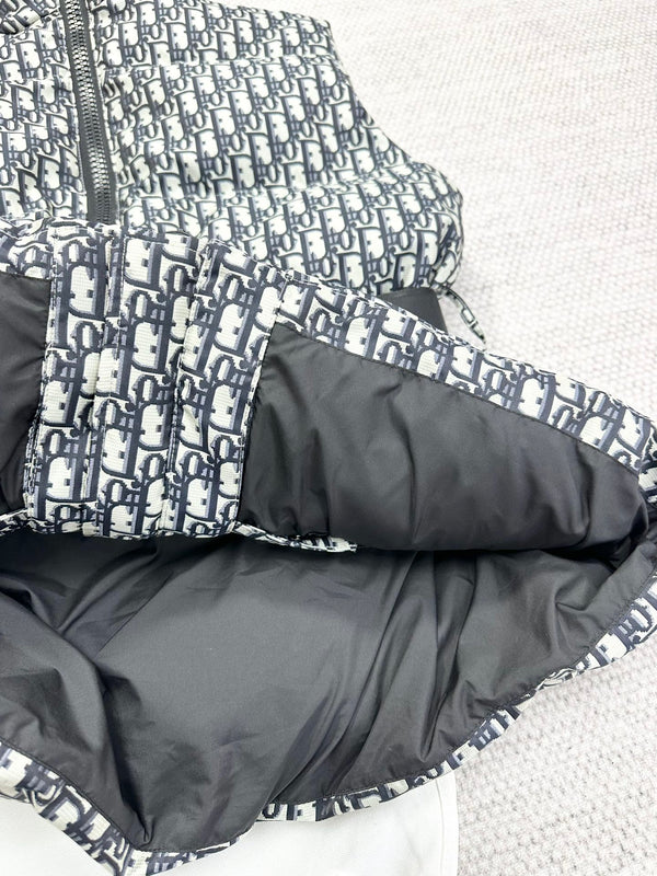 CD Alps Belted Puffer Vest Black White Polyester