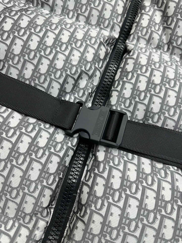 CD Alps Belted Puffer Jacket Gray Polyester