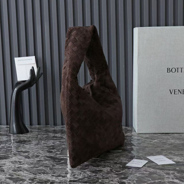 BV 25 Hop Bag Dark Brown Suede