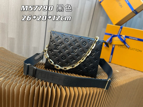 coussin pm 26cm black monogram empreinte calfskin