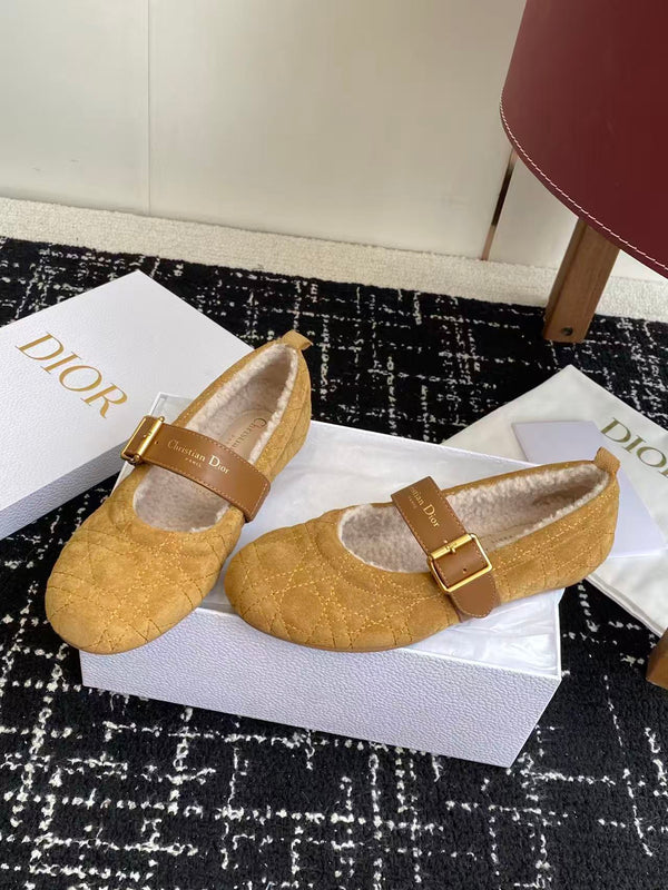 CD Frost Ballet Flats Camel Cannage Suede White Shearling