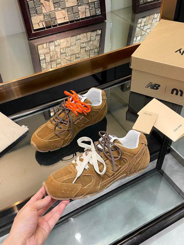 MiuMiu New Balance x 520 SL Sneakers Cinnamon Suede