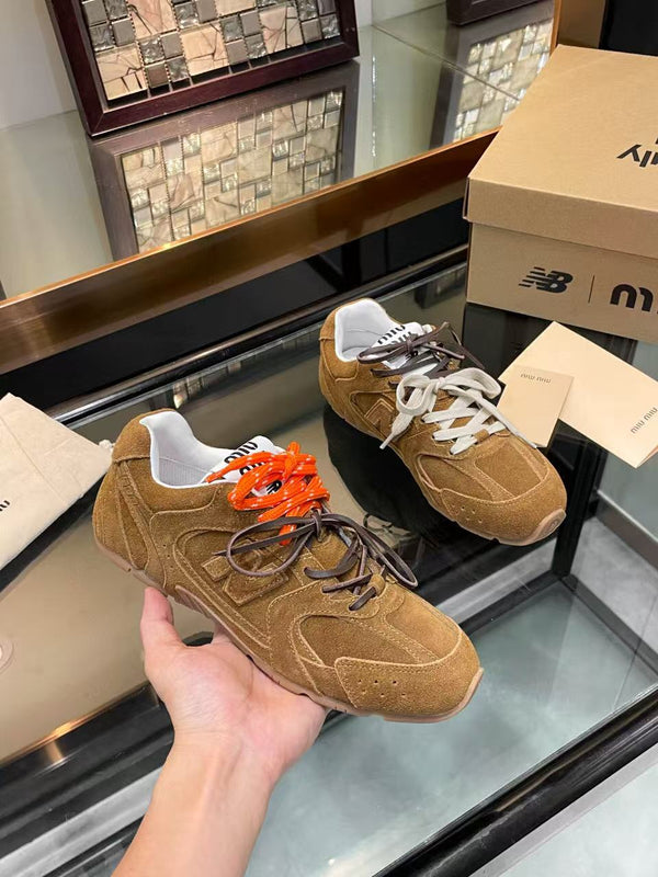 MiuMiu New Balance x 520 SL Sneakers Cinnamon Suede