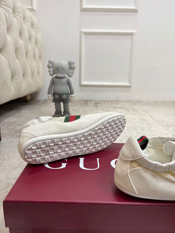 Baskets GG Shift en toile blanche et daim avec élastique à l'arrière