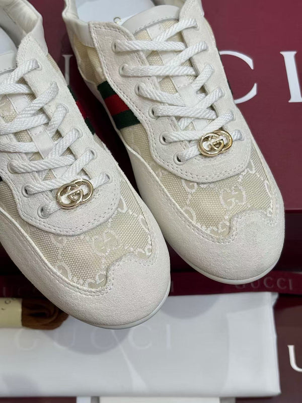 Baskets GG Shift en toile blanche et daim avec élastique à l'arrière