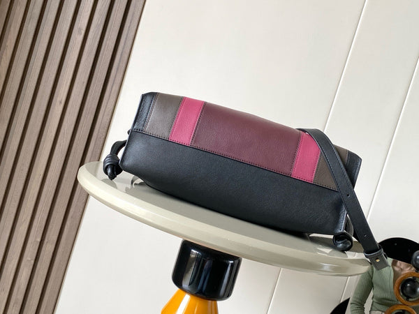 Loewe Flamenco Clutch Medium 30 Noir Bourgogne Agneau Nappa