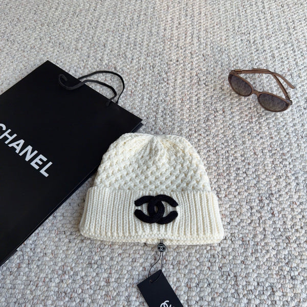 CC 26FW Chunky Cable Knit Beanie Hat Wool Blend 563898