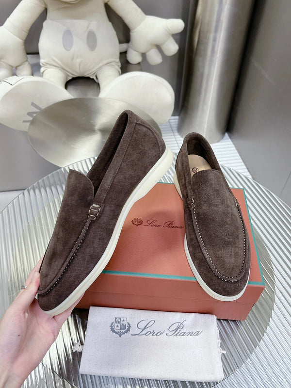 Mocassini estivi Loro Piana in pelle scamosciata blu navy